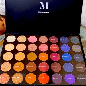 BNWB-MORPHE EYESHADOW PALETTE “35V STUNNING VIBES”